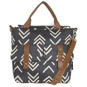 Amber Crossbody Premier: Black Spearhead
