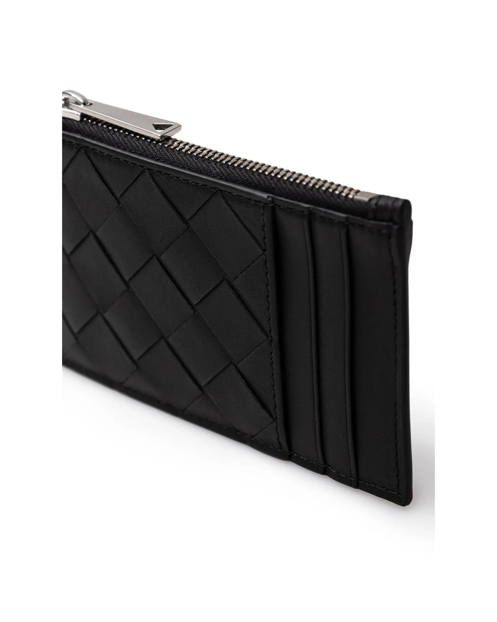 Bottega Veneta Elegant Leather Wallet with Multiple Card Slots